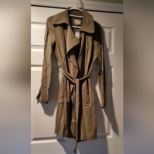 Smart, lightweight women's coat, green khaki